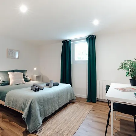 Villa Maison Familiale Avec Jardin Proche De La Rochelle *