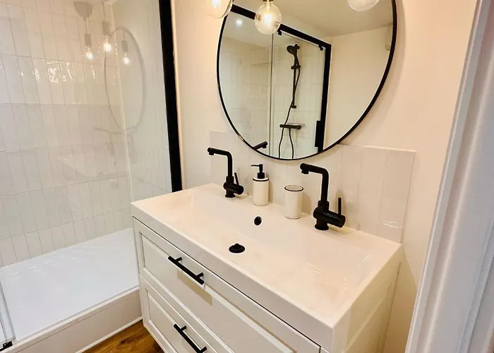 Maison Familiale Avec Jardin Proche De La Rochelle Villa