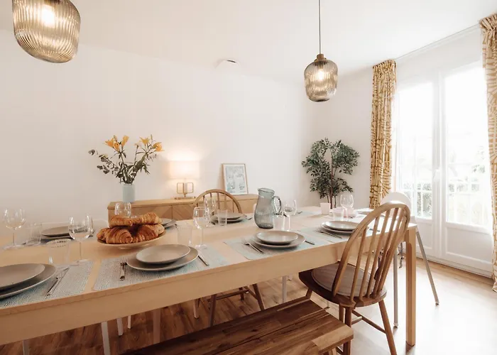 Maison Familiale Avec Jardin Proche De La Rochelle Villa *