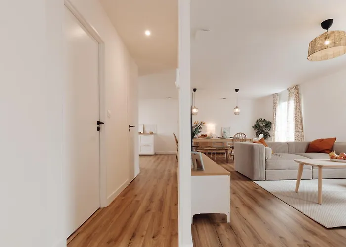 Maison Familiale Avec Jardin Proche De La Rochelle